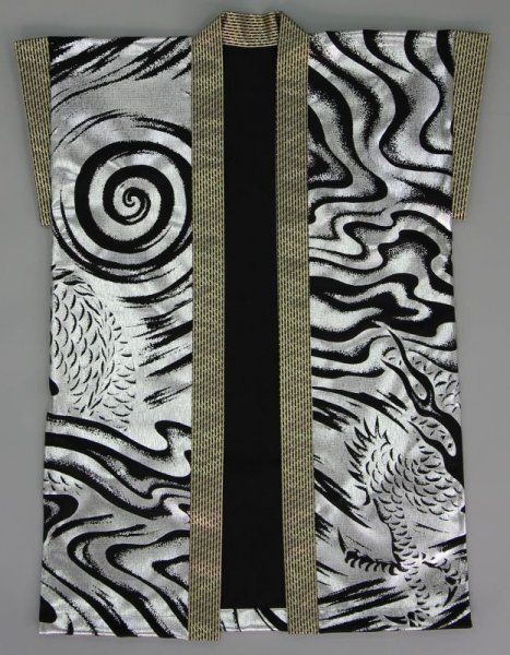 画像3: 大人用和太鼓銀箔押し袖無し長法被【黒/銀】 (3)